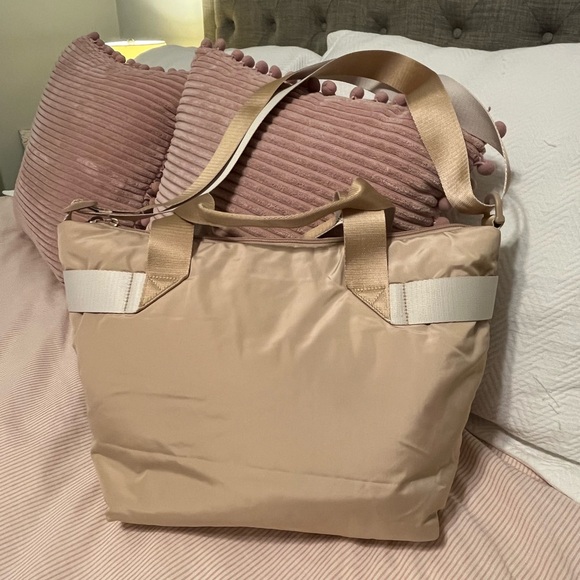 NWT - adidas Originals Puffer Shopper Tote Bag - Picture 4 of 8